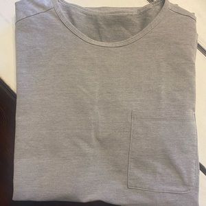 Mens lulu lemon t shirt gray size medium